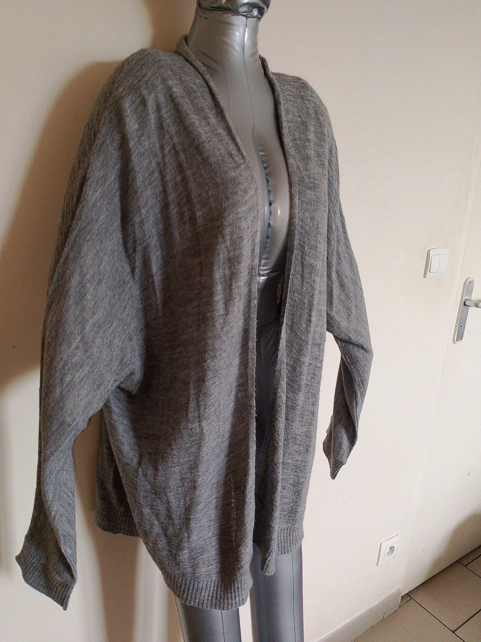 Grijze Geruite Kimono Vest - Bonobo Jeans – photo 3